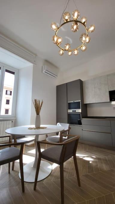 Stans Dolce Lusso Basilica San Giovanni 罗马 外观 照片